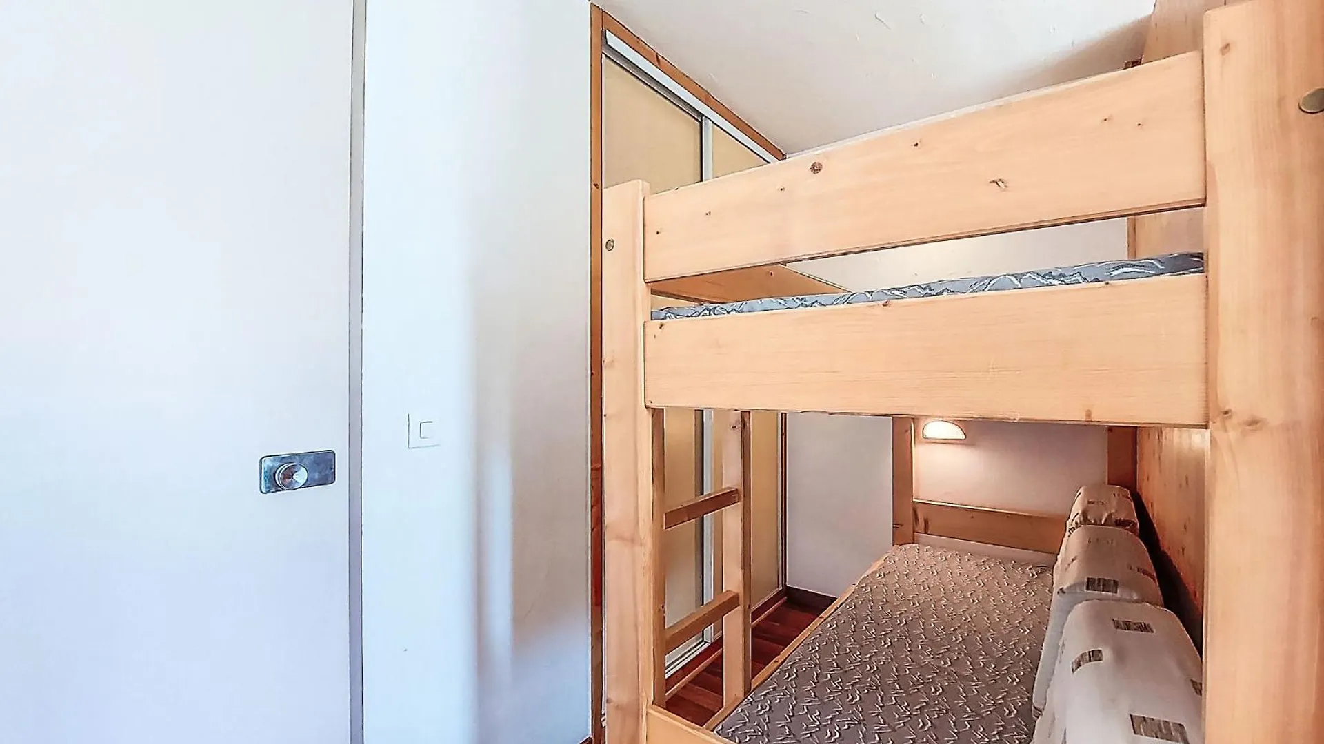 Apartment Chaviere 120 By Interhome Saint-Martin-de-Belleville